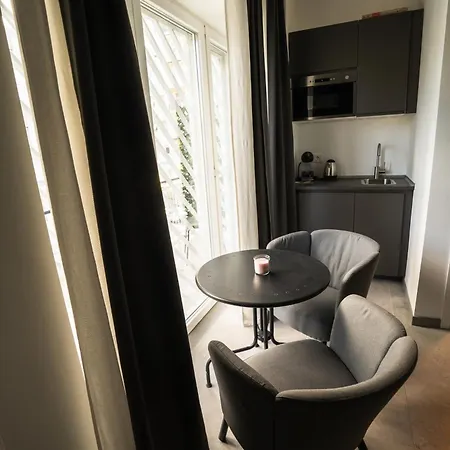 Rhome In Garbatella B&B 4*